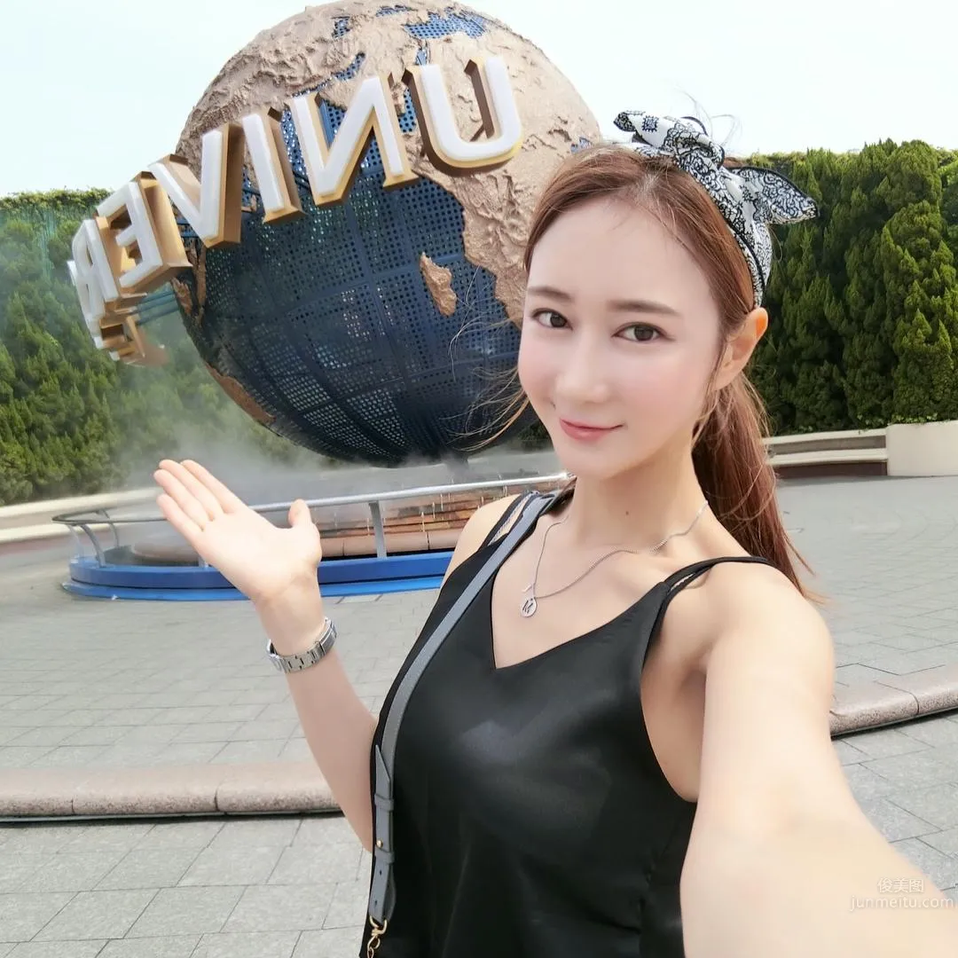球場驚見長腿正妹！身着比基尼更美感 18
