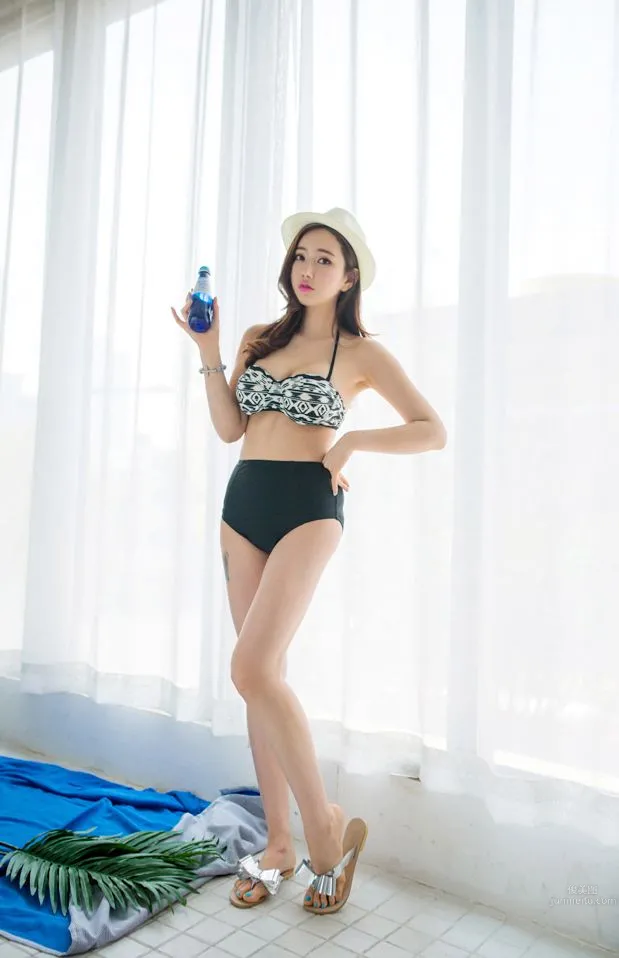 Li Yanjing - 2017 MayBeach Bikini Series Eight photo 12