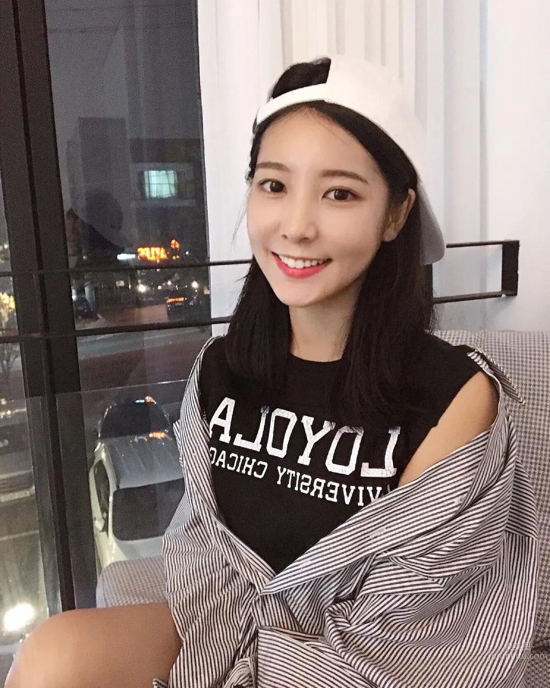 The Super Perfect Flower Arrangement Teacher Has Such a Great Figure! Showing Off a Bikini at the Beach Excites Netizens photo 45