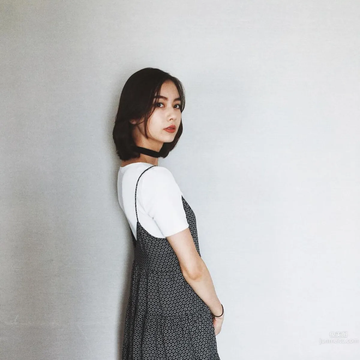 Chinese-American Mixed Blood Lauren Tsai, Full of Energy Retro Vibe photo 3
