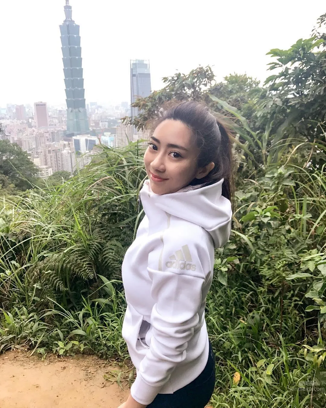 Cacacadyncys: Photo Set 2025 photo 19