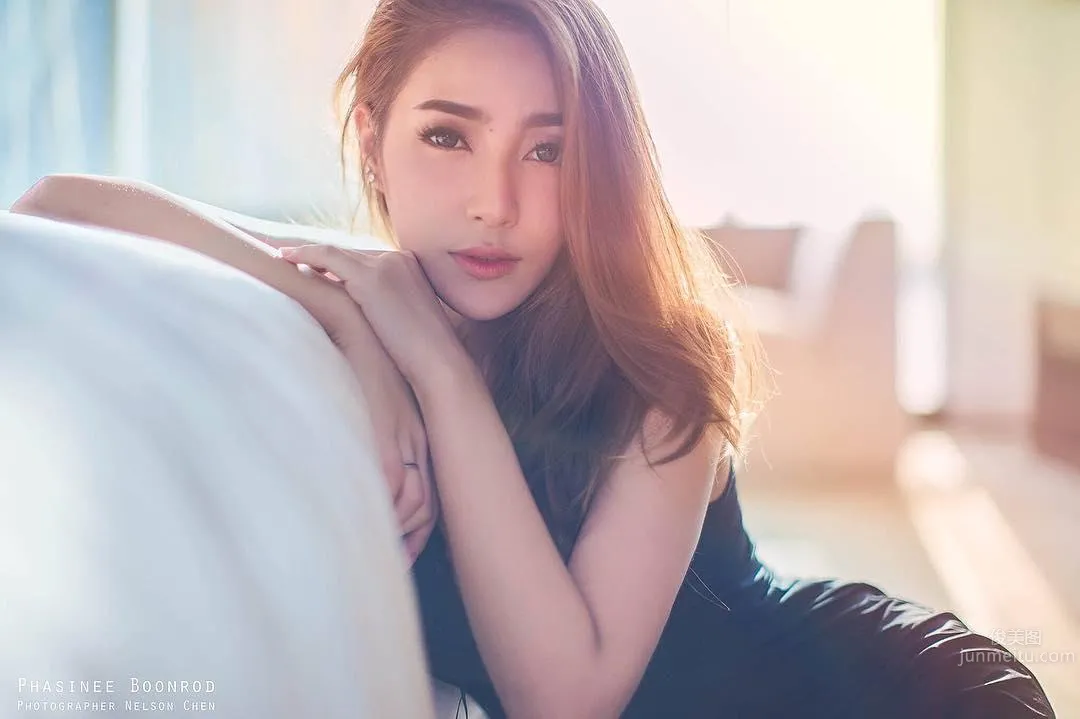 Bowlki Phasinee - Bikini Warms Your and My Empty Winter photo 41