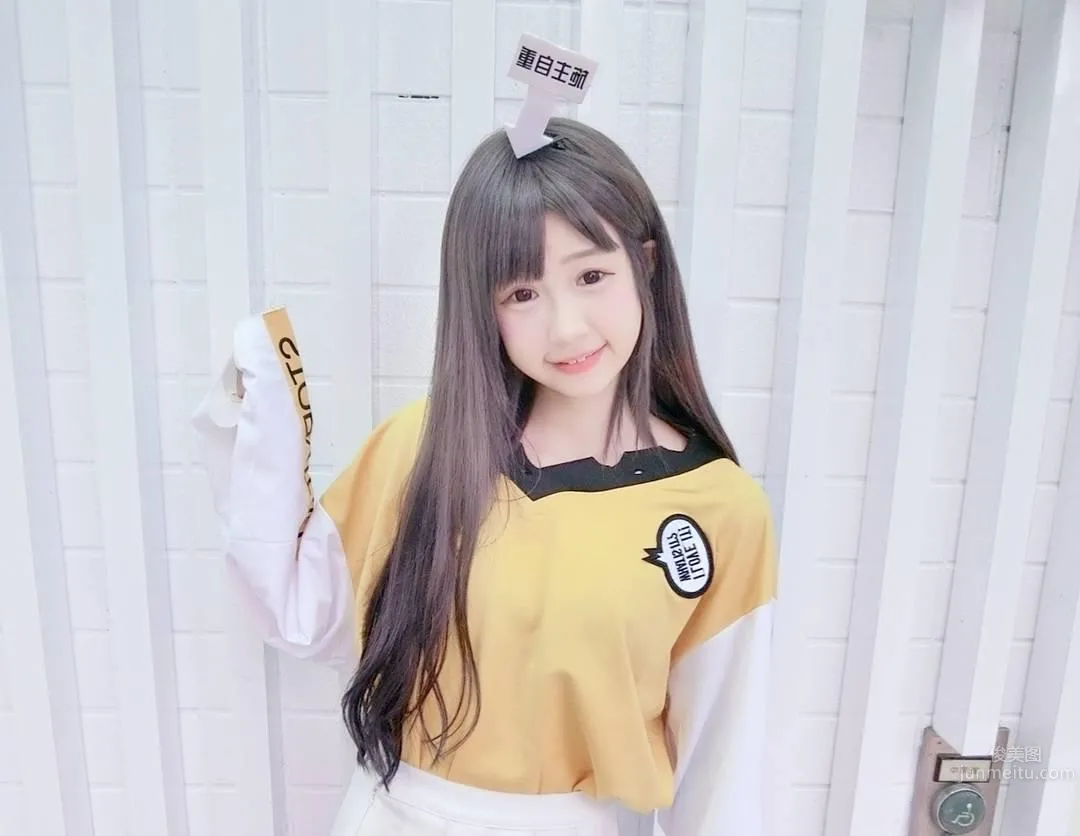超甜美萌妹周奕瑜 深藏不露的好身材 32
