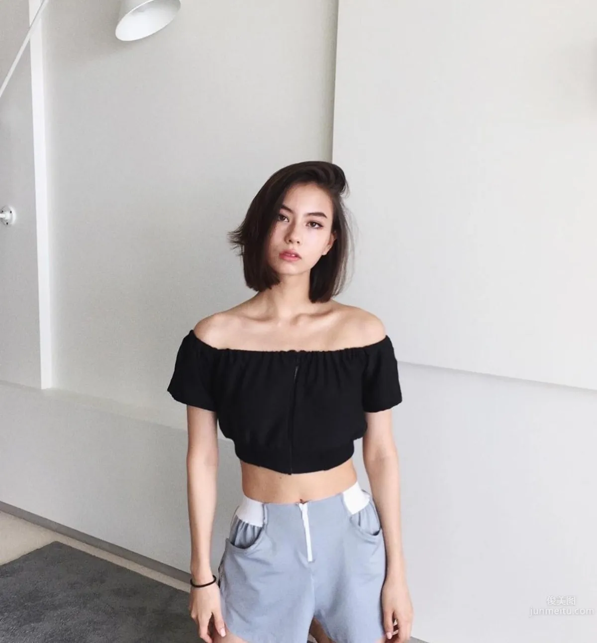 Chinese-American Mixed Blood Lauren Tsai, Full of Energy Retro Vibe photo 14