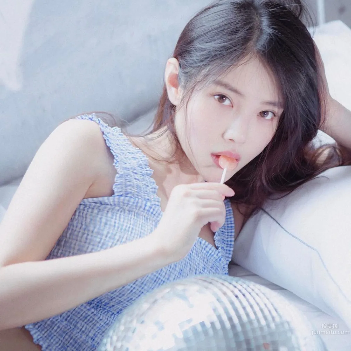 Xu Dongdong - Sister-in-Law Satisfies All Your Fantasies photo 17