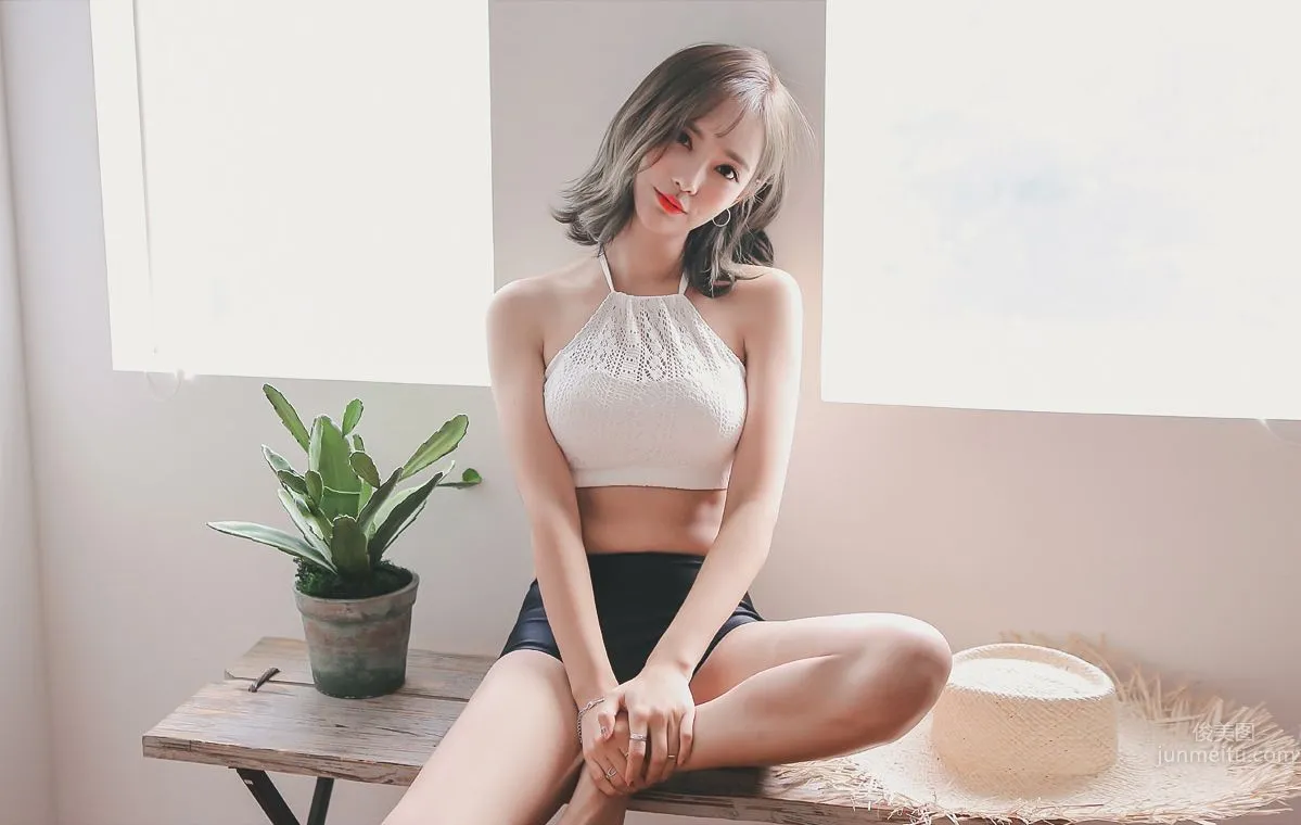 Korean Model Yeonjieun maybeach Swimwear Series Five photo 23
