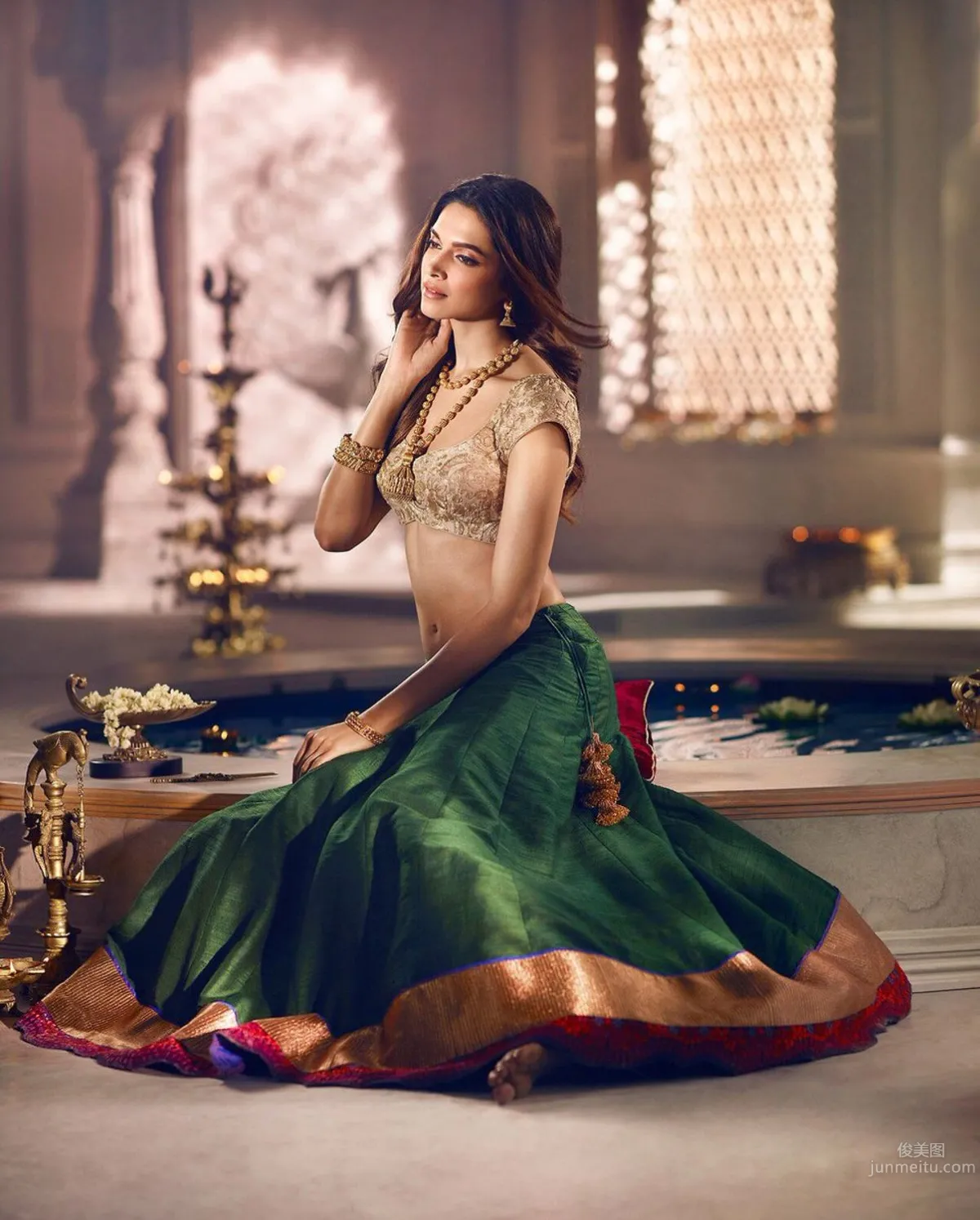 Deepika Padukone: Photo Set 2026 photo 13