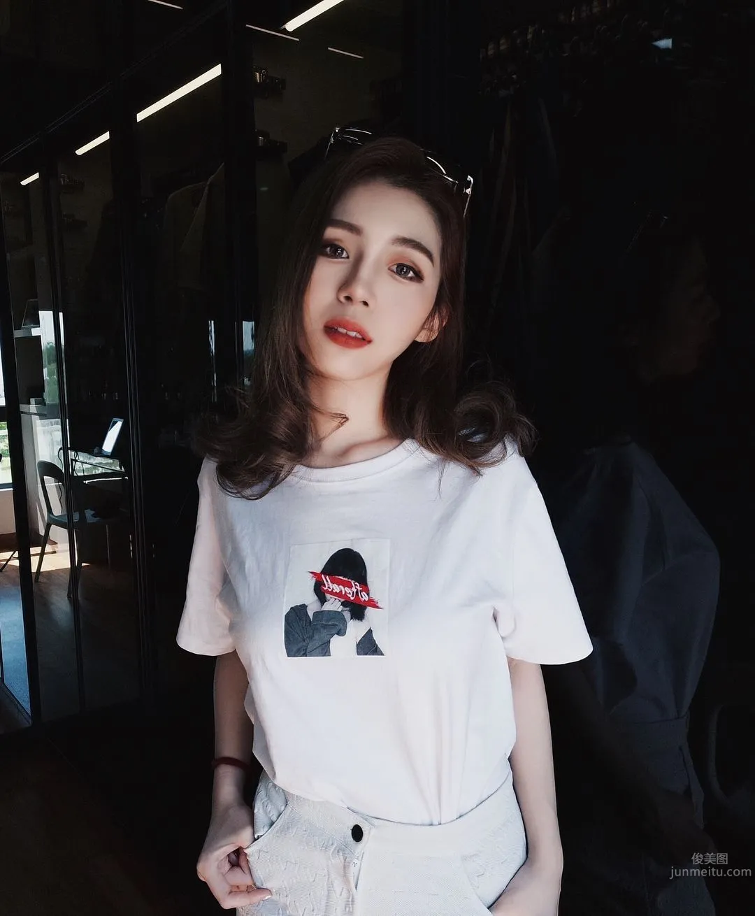 God Genes, Girl Holy Land, It Is This Country! Fair Skin and Unreasonable Good Figure photo 34