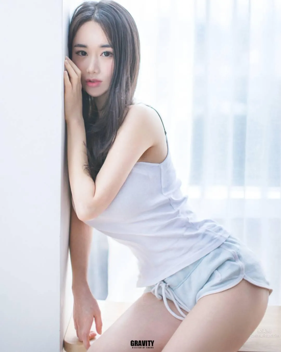 Korean Outdoor Model Kaendi, Wasp Waist and Curves, Perfect Figure photo 74
