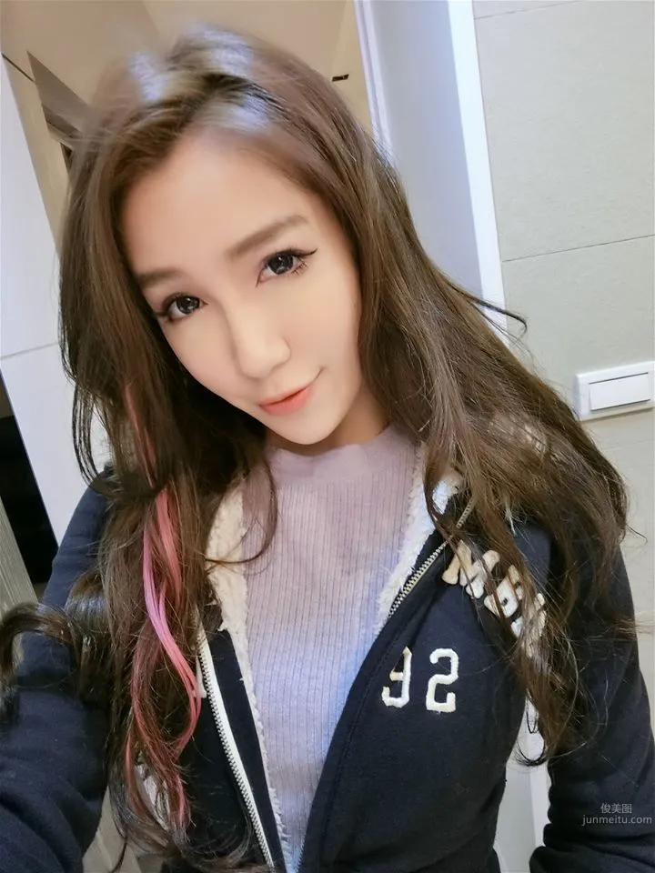 神盾級正妹強襲！林妤霜胸前太豪邁 13