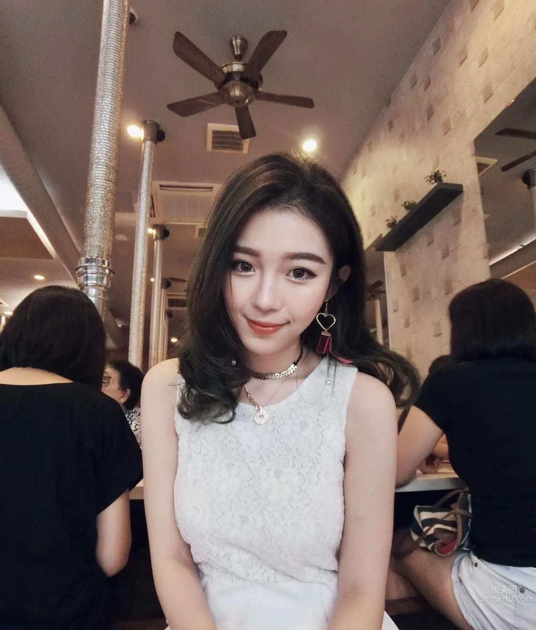 God Genes, Girl Holy Land, It Is This Country! Fair Skin and Unreasonable Good Figure photo 26