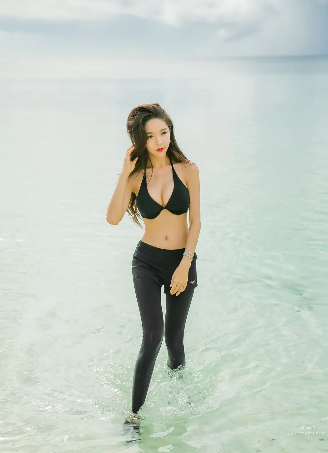 Park Soo Yeon - 2017 Swimsuit Series Photo Collection Four photo 52