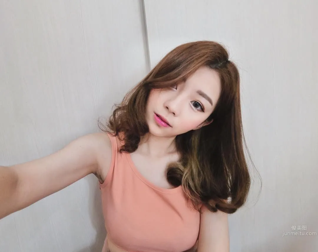 God Genes, Girl Holy Land, It Is This Country! Fair Skin and Unreasonable Good Figure photo 7