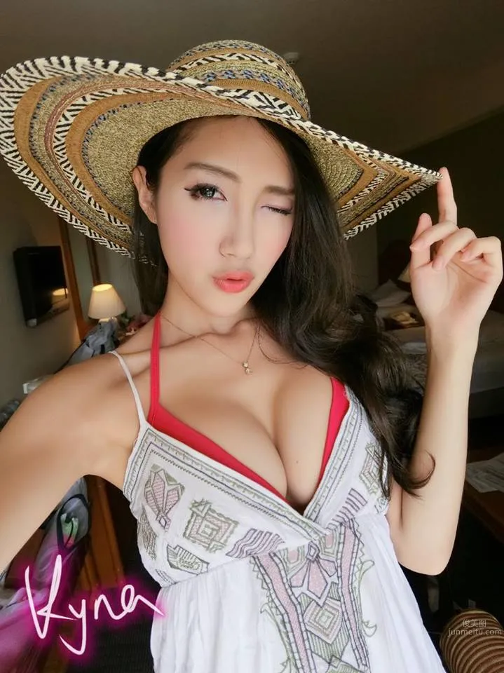 神盾級正妹強襲！林妤霜胸前太豪邁 2