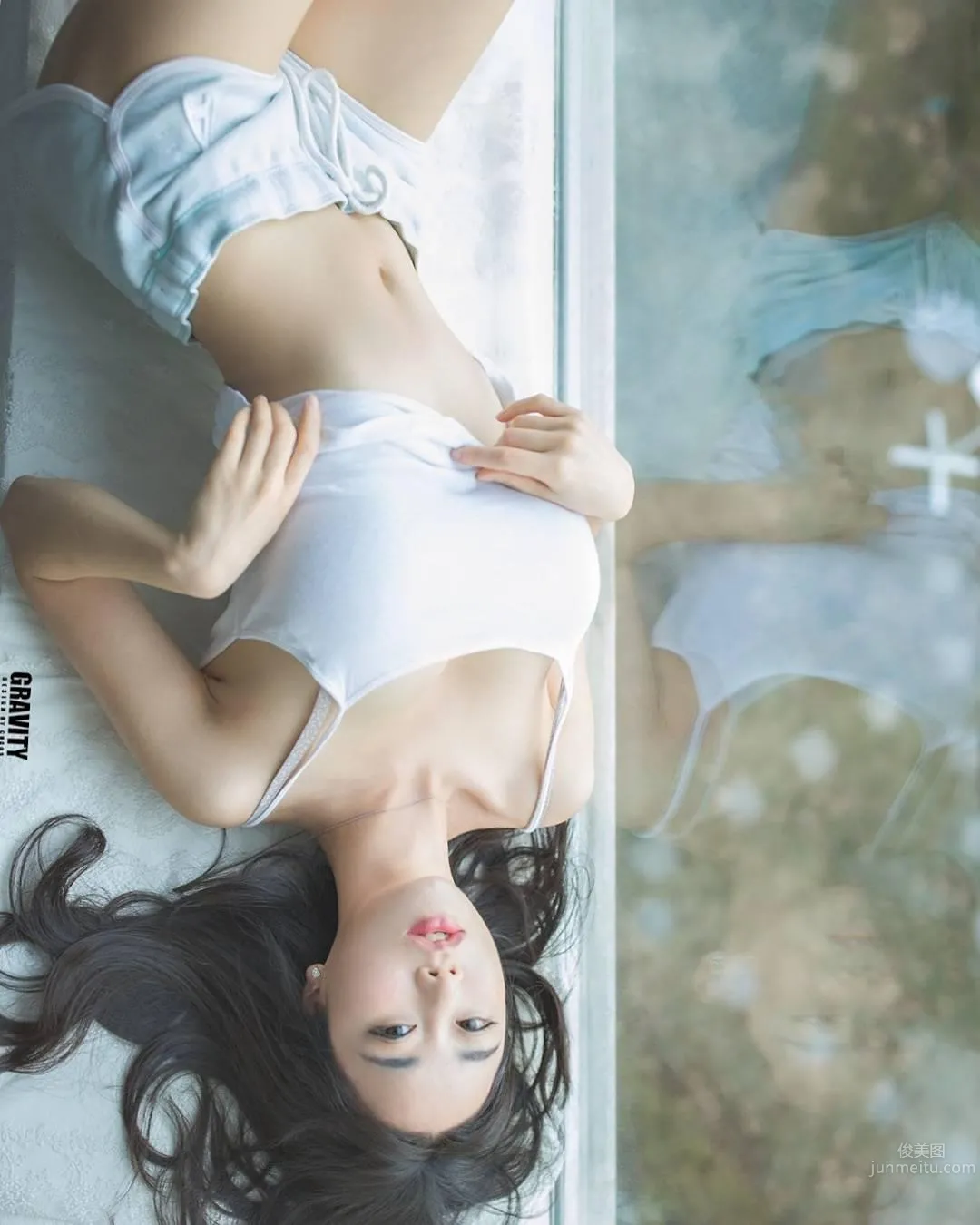 Korean Outdoor Model Kaendi, Wasp Waist and Curves, Perfect Figure photo 72