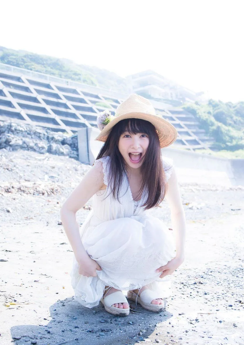 Hinako Sakurai - 2017 Weekly Playboy NEWS Photos photo 16