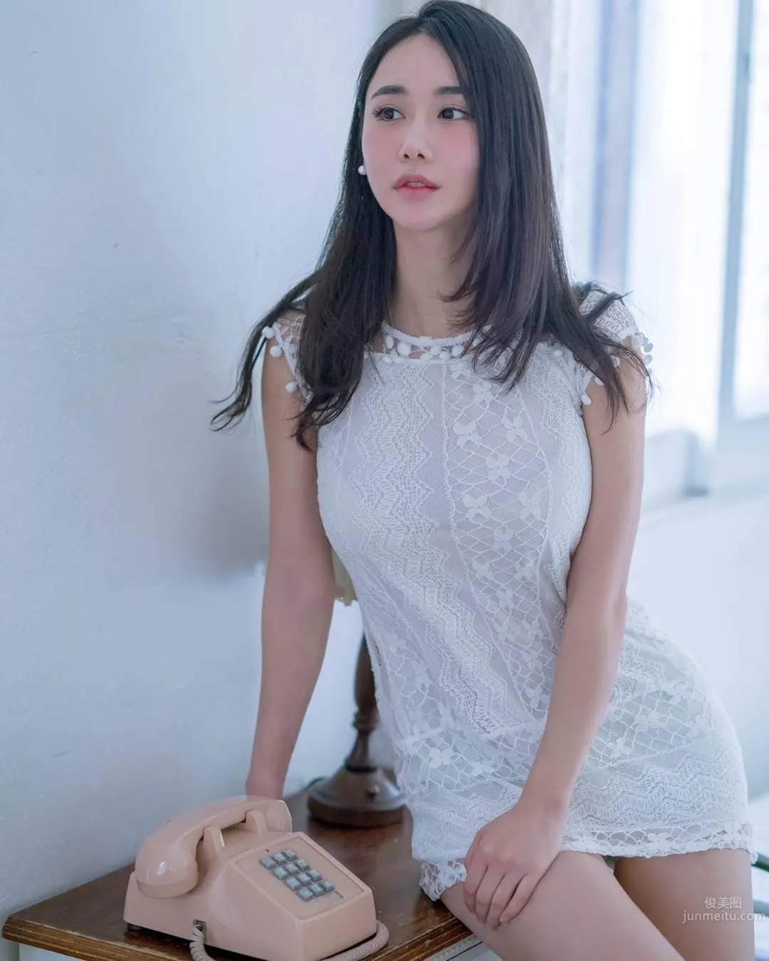 Korean Outdoor Model Kaendi, Wasp Waist and Curves, Perfect Figure photo 37