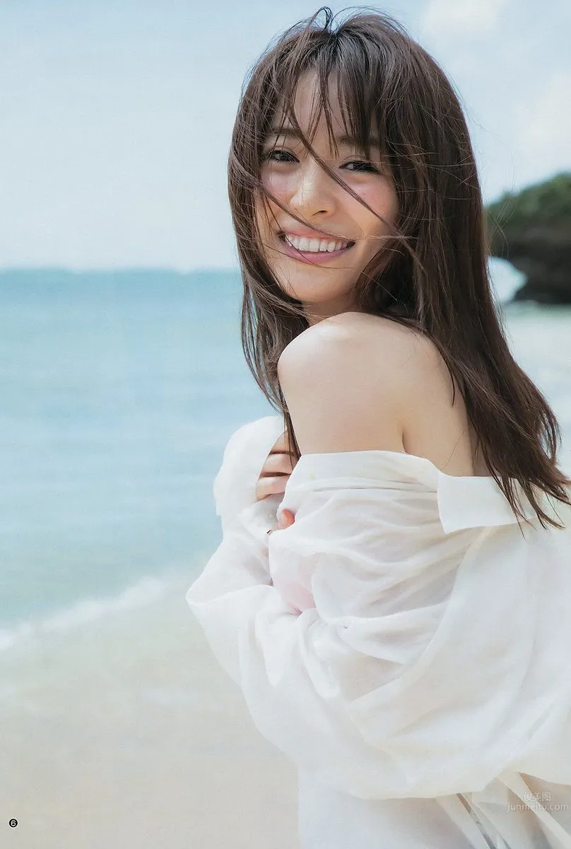 Rika Izumi (Hama Chisaki), 2017 Weekly Playboy News Photos photo 14