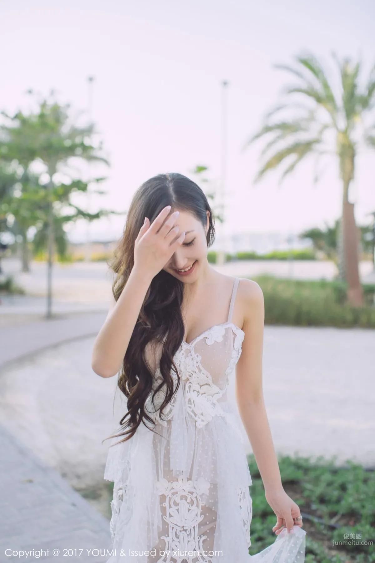 甜美女神Yumi尤美 藍天銀灘白雲佳人美 18