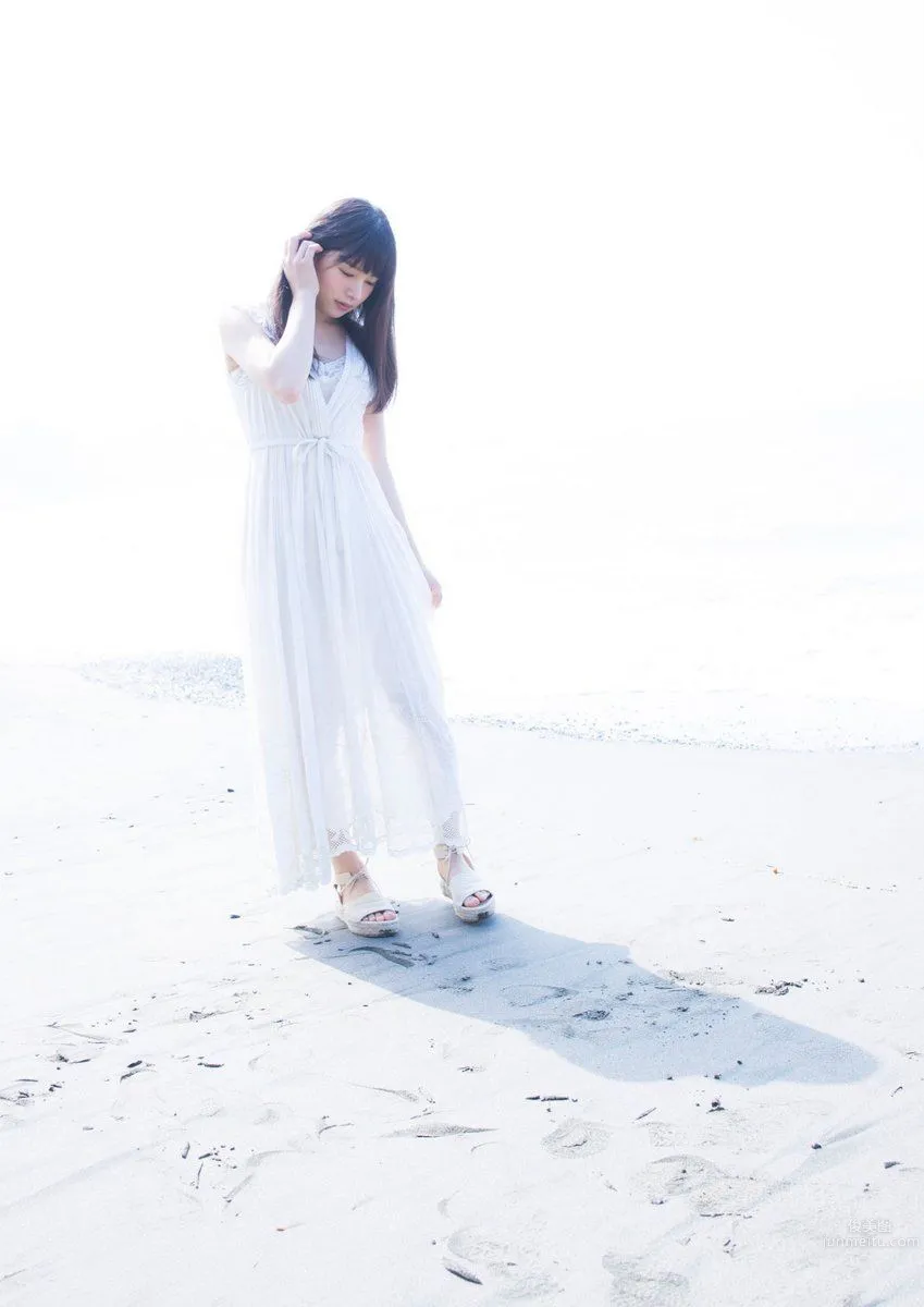 Hinako Sakurai - 2017 Weekly Playboy NEWS Photos photo 12