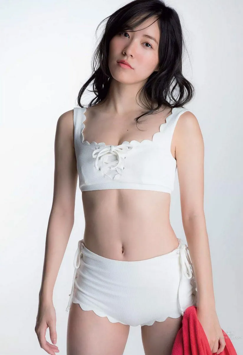 Jurina Matsui - 2017 Weekly Playboy NEWS Photos photo 5