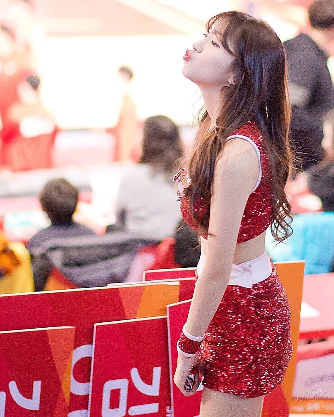 好銷魂！國民女神前後擺動，性感曲線看飽看滿 51