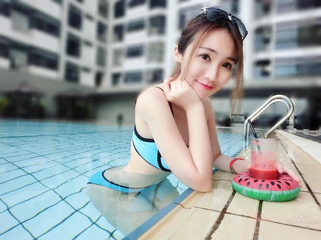 Malaysian Beauty Deng Anqi, Elegant Yet Sexy photo 5