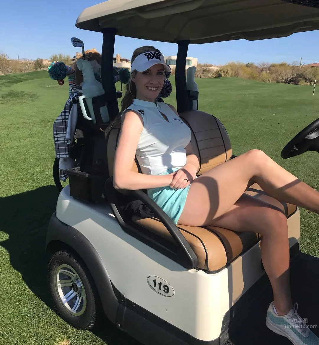 Paige Spiranac - The Sexiest Golfer photo 34