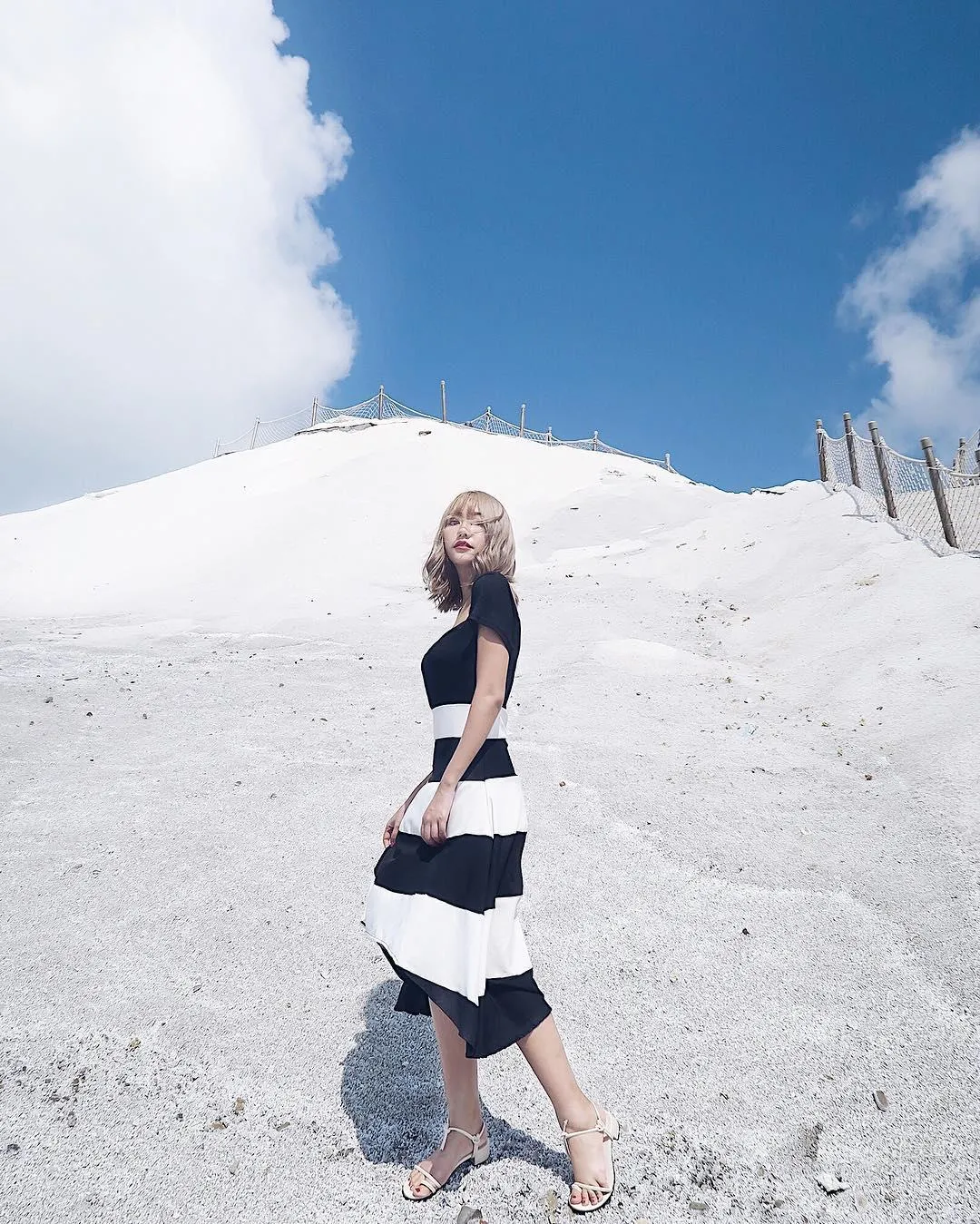 Xu Qingling, Ig Sharing Okinawa Bikini Photos photo 41