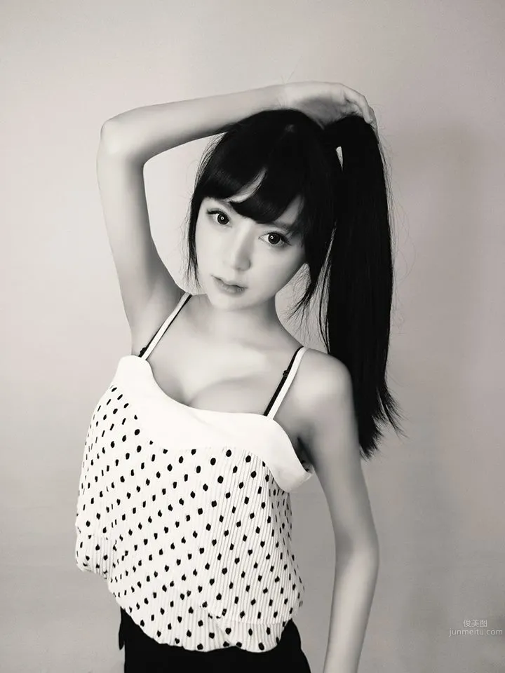 台灣正妹芊予Charmmy 完美顔值讓人戀愛 7