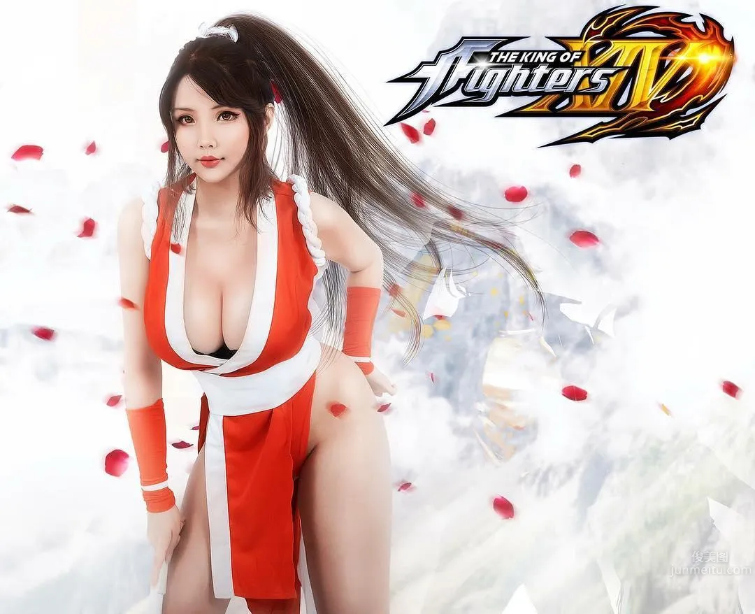 Video Game Beauty Hana Dinh, Do You Like This Figure? photo 44
