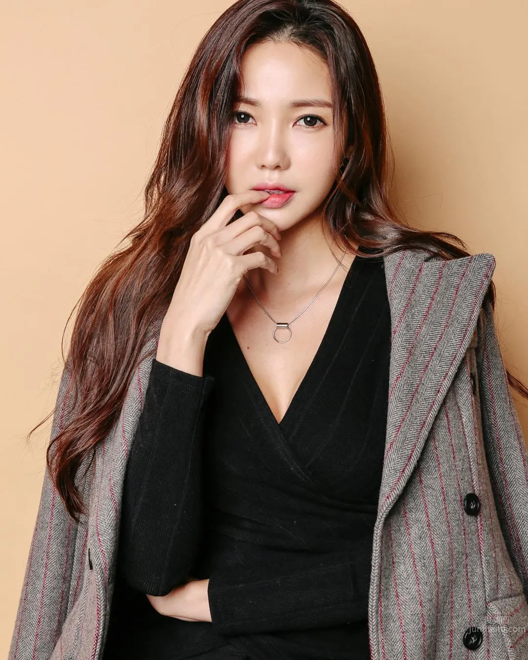 South Korean Beauty with Perfect Looks and Elegance! High Beauty Value Makes People Fascinated~ photo 20