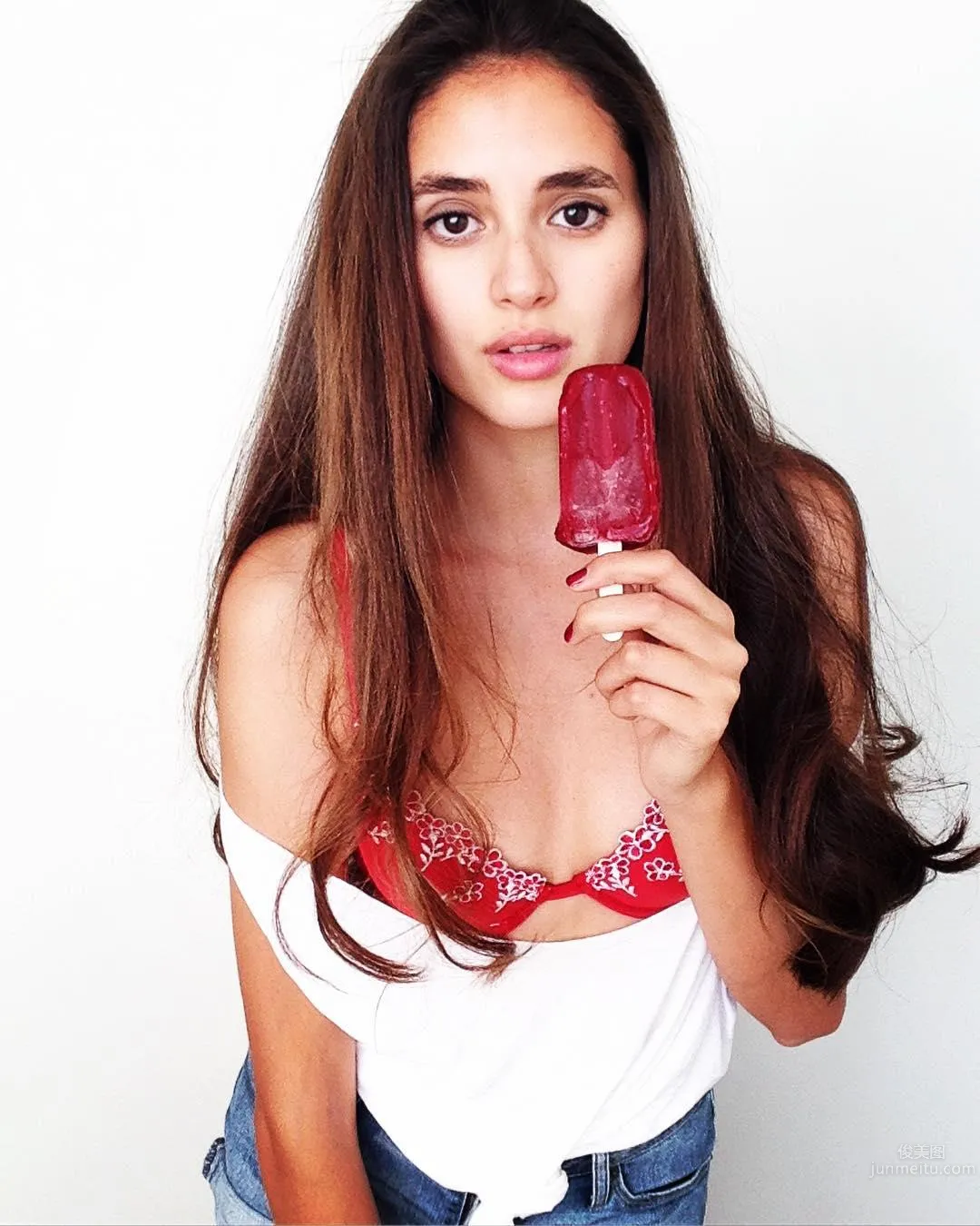 Luna Aballay, Possibly the Sexiest Farmer in the World photo 11