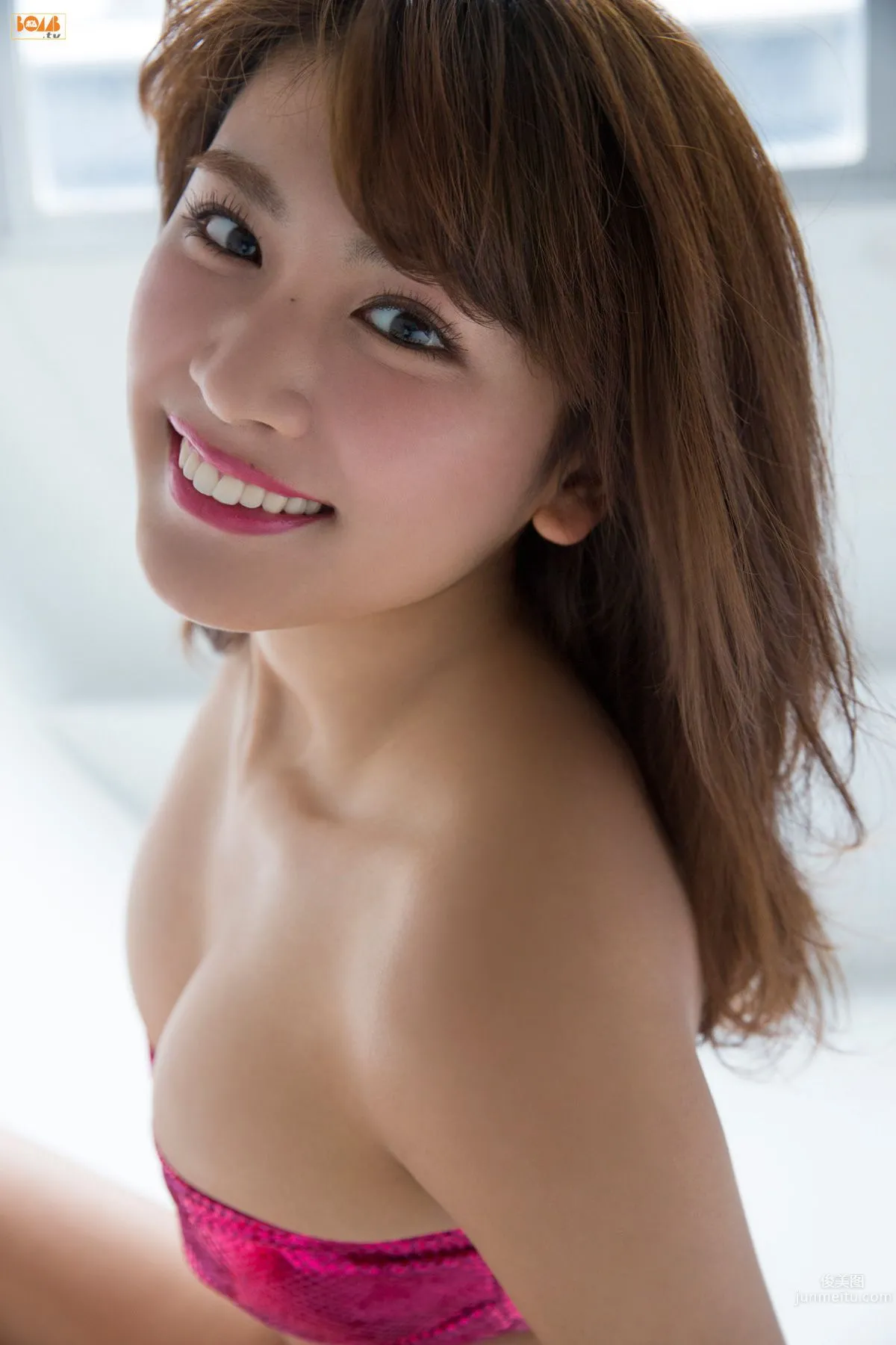 久松郁實- [BOMB.tv] 2016年12月号 GRAVURE Channel 12