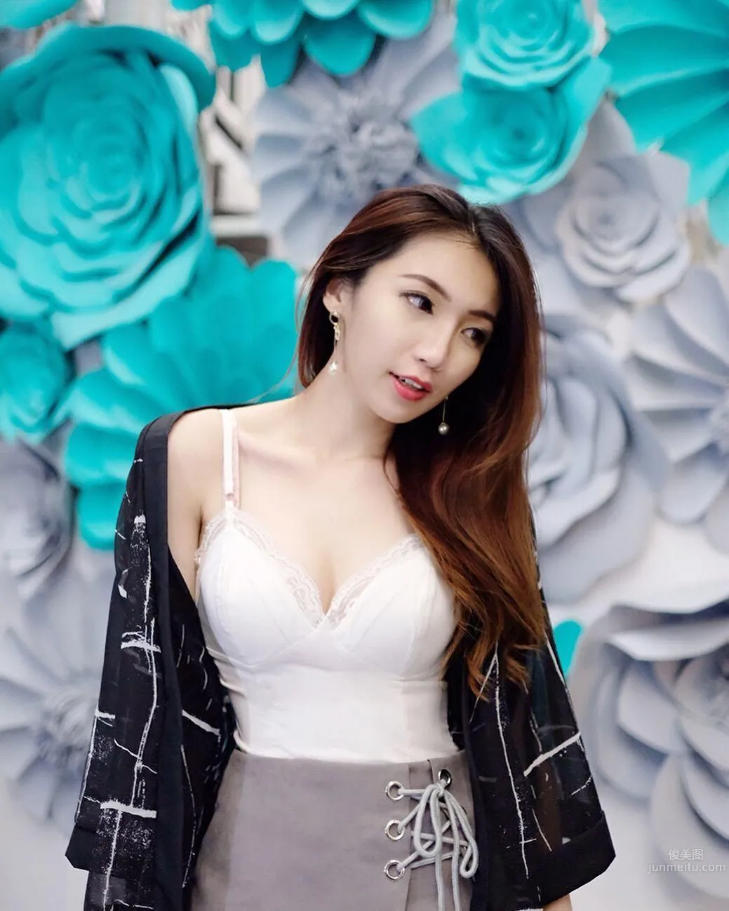 Malaysian Beauty Deng Anqi, Elegant Yet Sexy photo 33