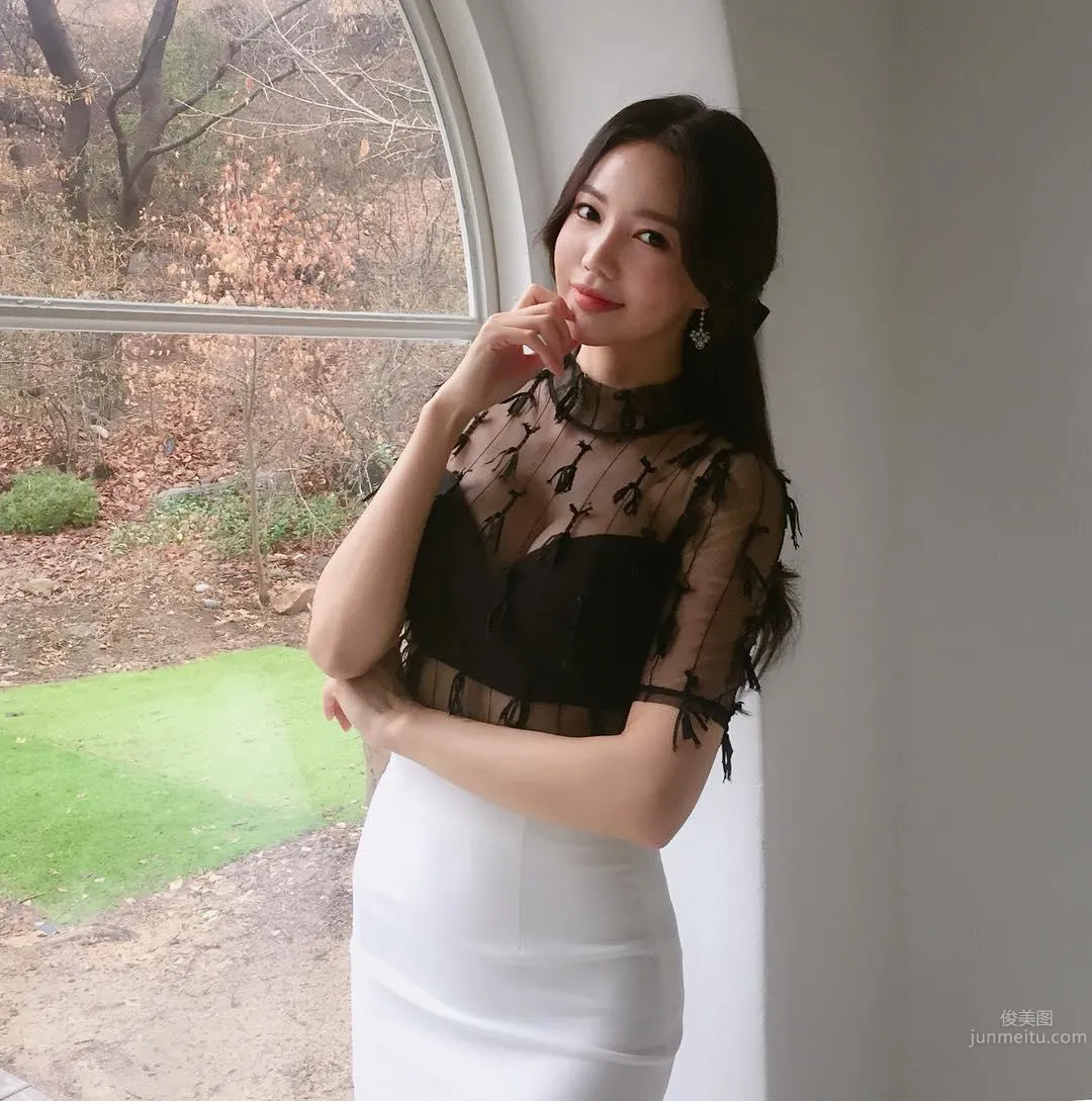 South Korean Beauty with Perfect Looks and Elegance! High Beauty Value Makes People Fascinated~ photo 31