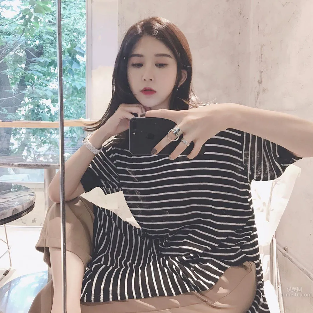 'Mingdao Campus Beauty' Evolved Even More After Graduation, So Hot Fans Shout No No! photo 16