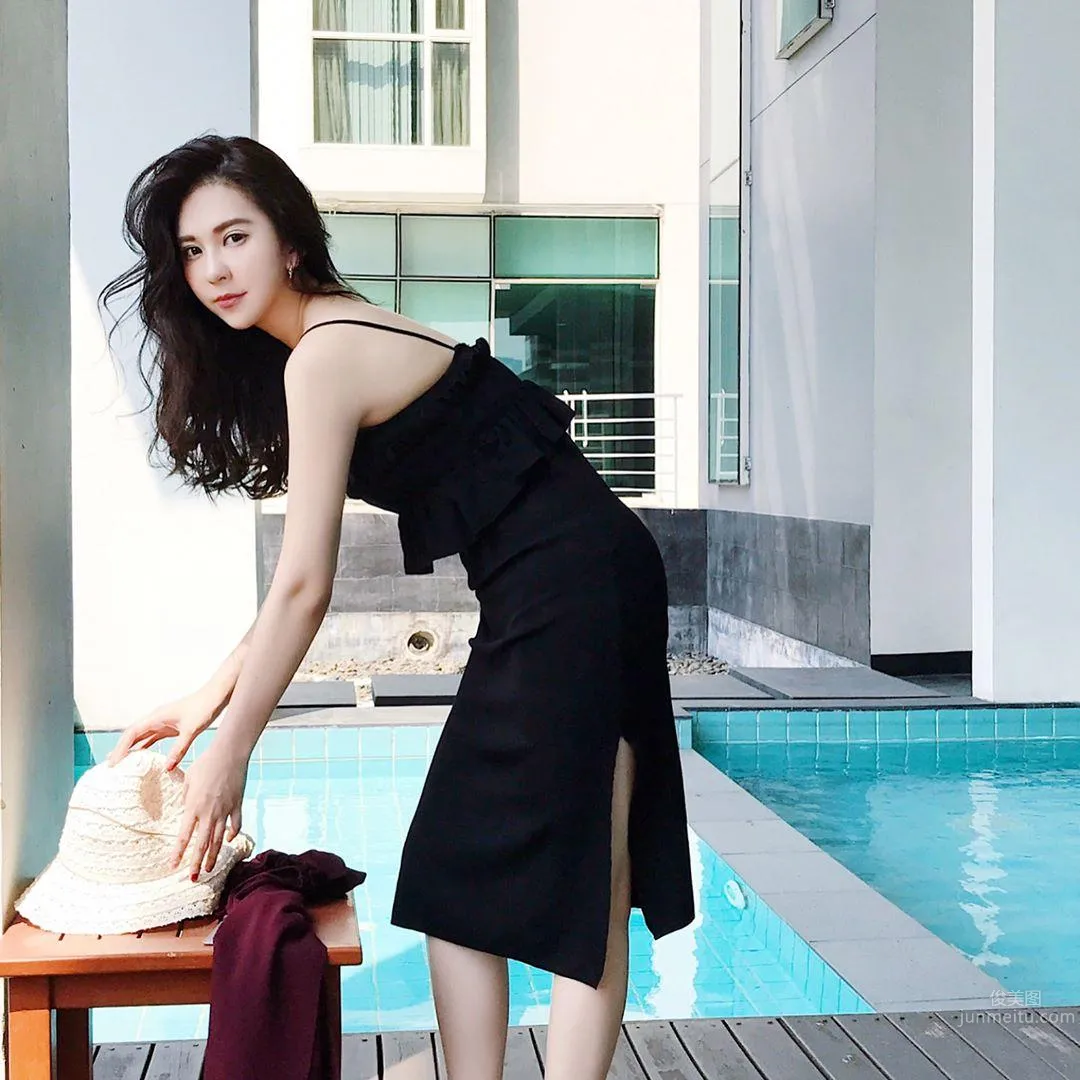'Mingdao Campus Beauty' Evolved Even More After Graduation, So Hot Fans Shout No No! photo 11
