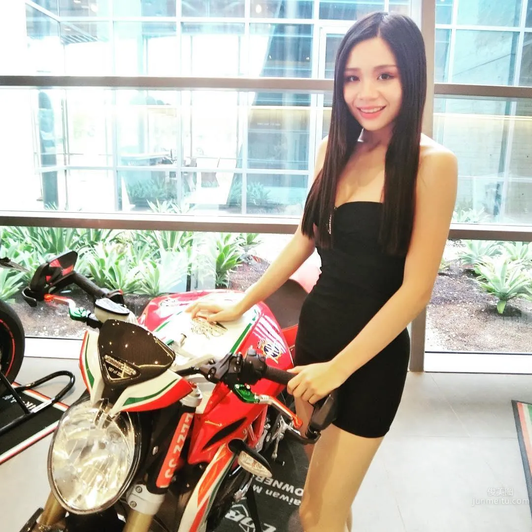 YuYu 奶茶兒- 香郁甜美奶茶妹 8
