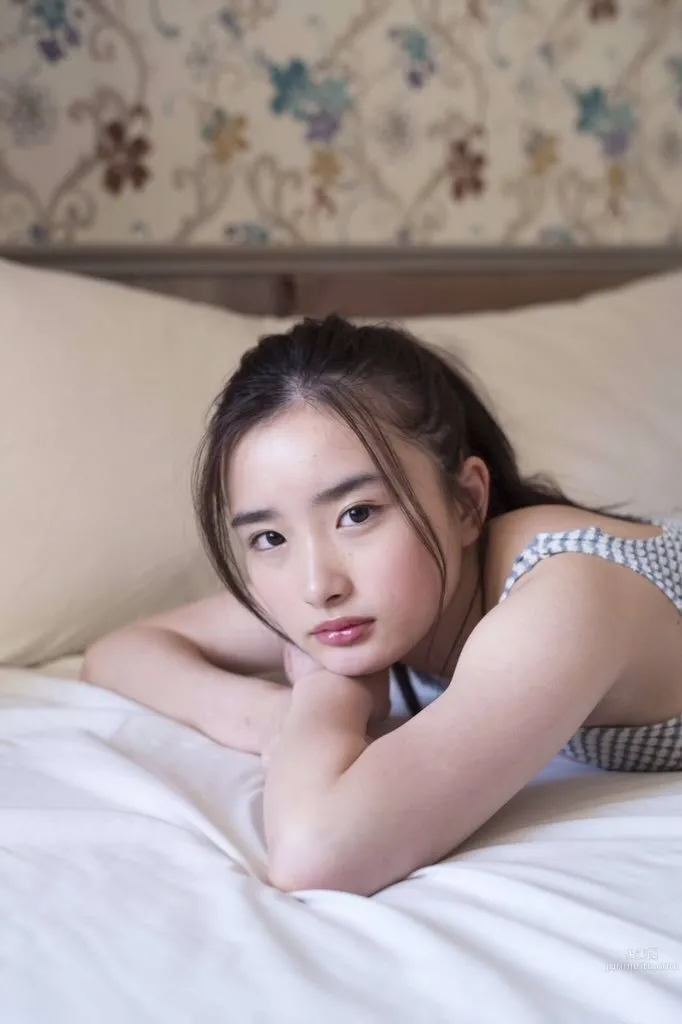 安倍乙- 激似石原里美的美女私房照_9