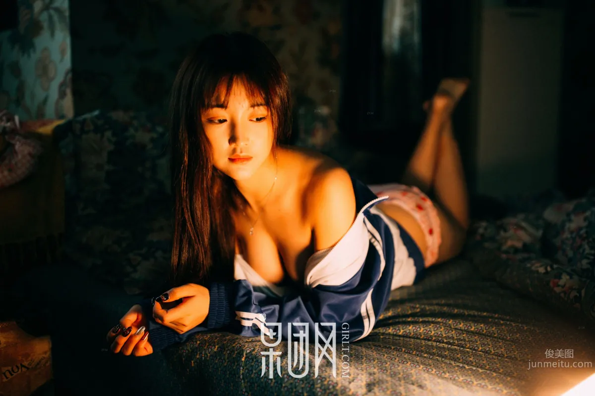 学生妹妹的校服风情！_24