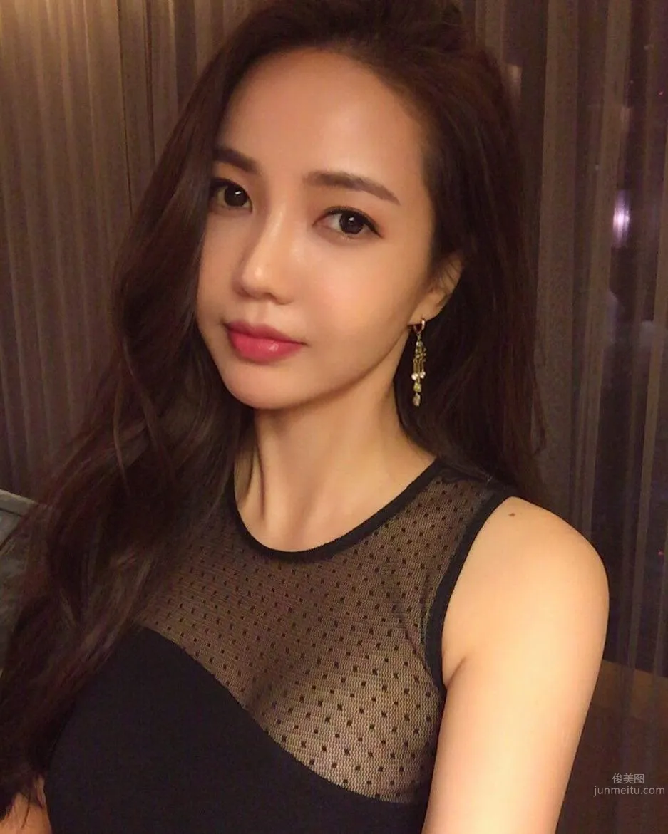 South Korean Beauty with Perfect Looks and Elegance! High Beauty Value Makes People Fascinated~ photo 14