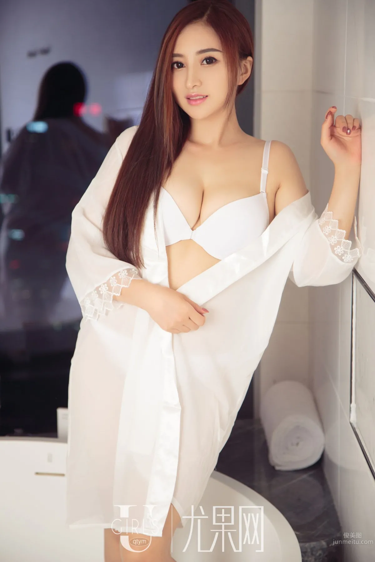 Green Dress Beauty Little Sweetheart, Charming Curves Will Captivate You photo 36