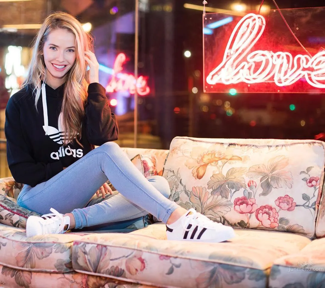 Supermodel Olivia Jordan Thomas, Combining Health and Beauty photo 21