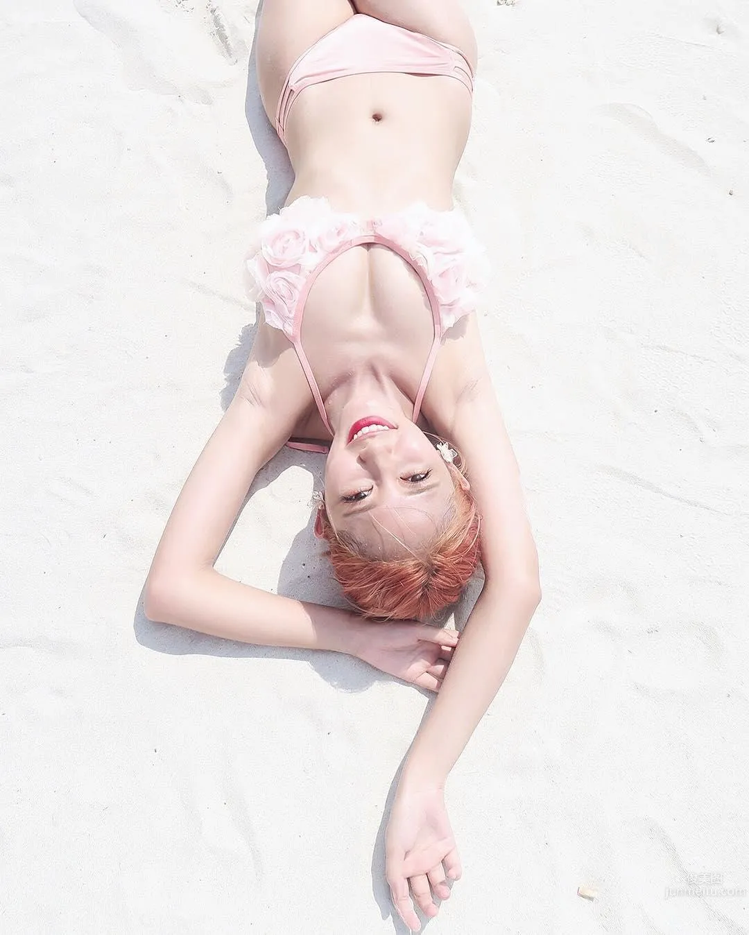 Xu Qingling, Ig Sharing Okinawa Bikini Photos photo 28