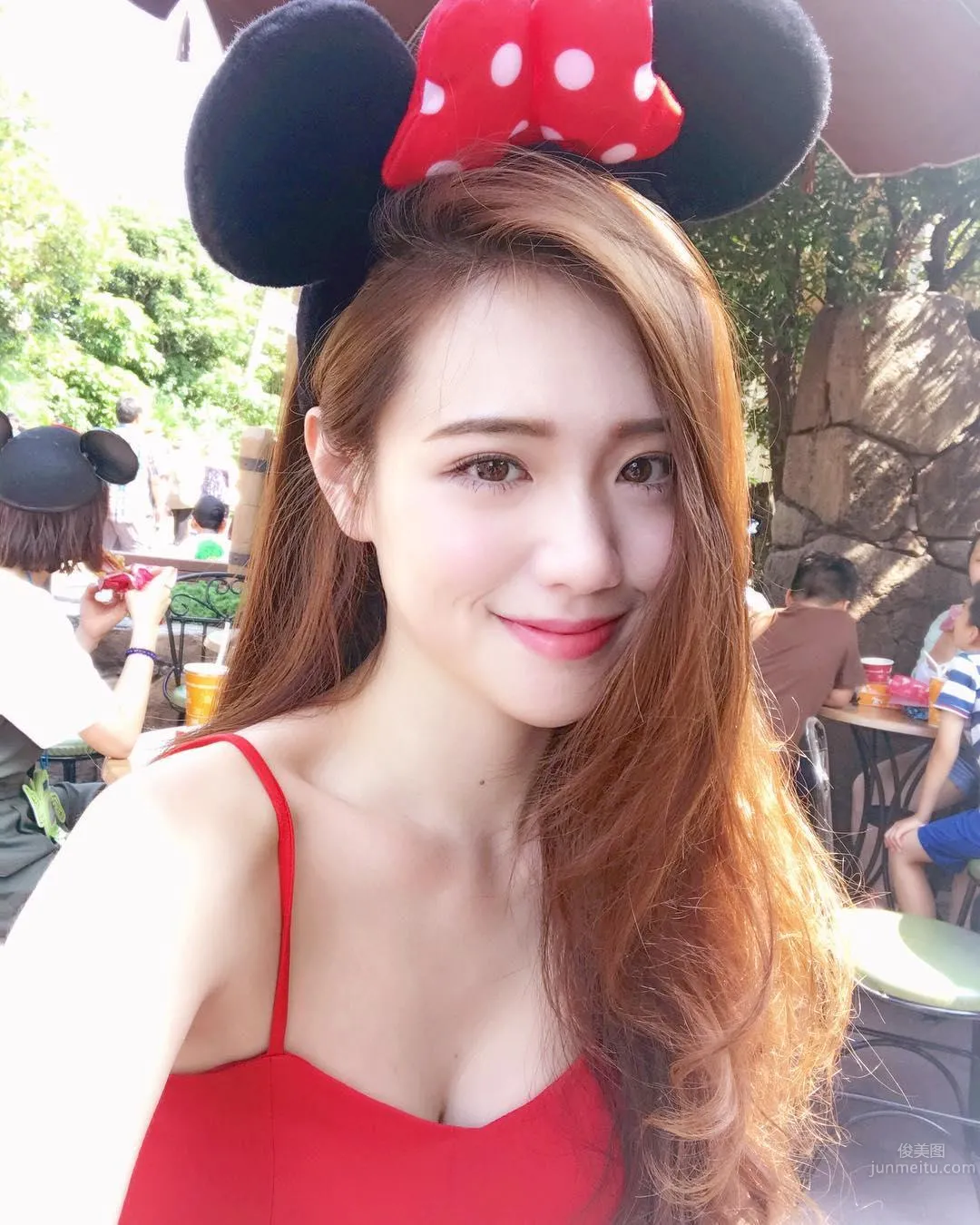 台湾极品校花张凯玲 肤白腿长的魔鬼身材_18