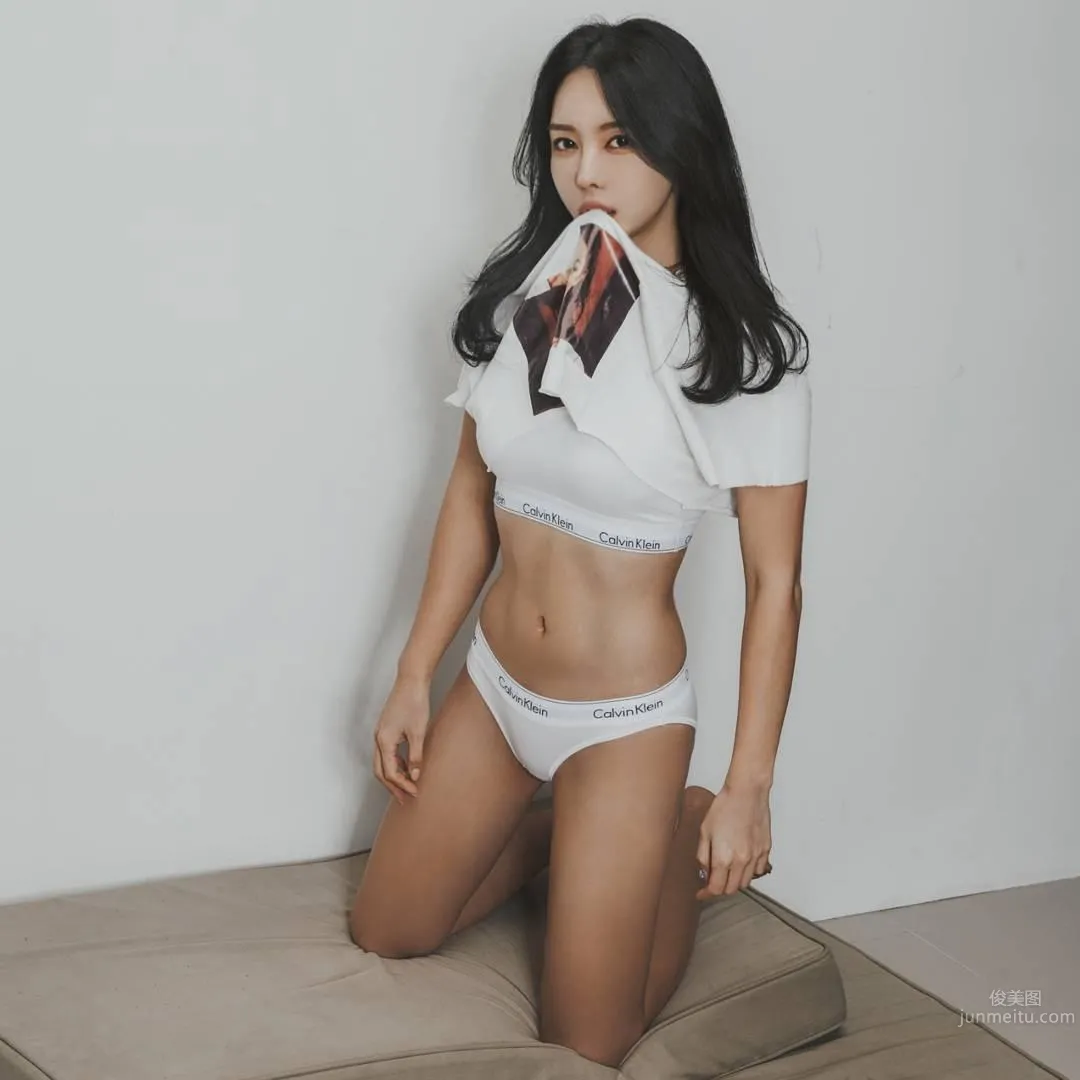 이채하- 南韓正妹比基尼春光乍洩 12