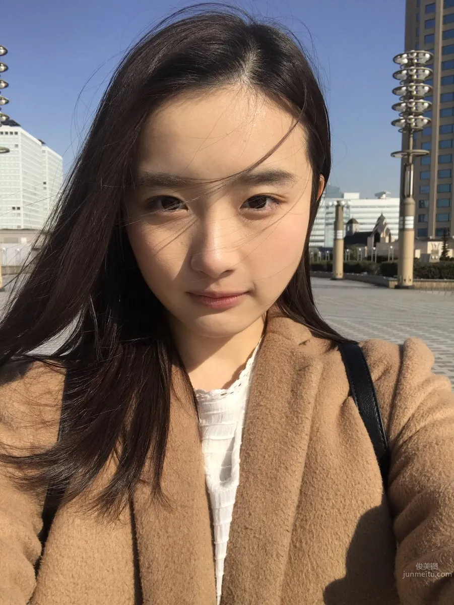 Oto Abe, Private Photos of a Beauty Who Looks Just Like Satomi Ishihara photo 15