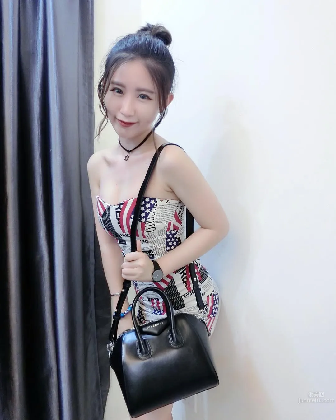 李佩怡- 迷人「魅惑電眼」收服粉絲的心！ 21