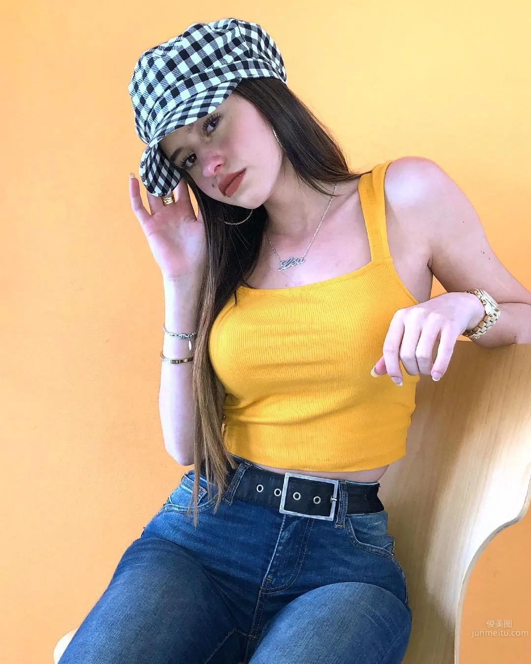 3 Million Fans! 17-Year-Old French Dynamic Beauty Lea Elui photo 21